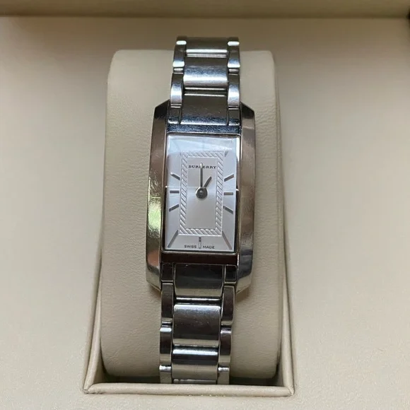 In perfect condition Burberry watch bu9000po_1658174869.jpg main image 2